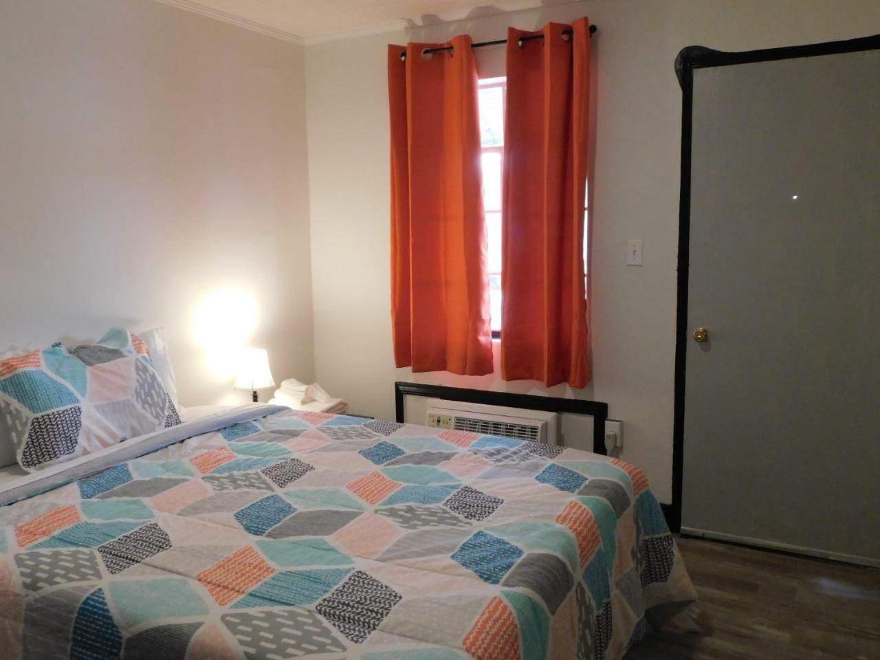 Spruce Pine Inn المظهر الخارجي الصورة